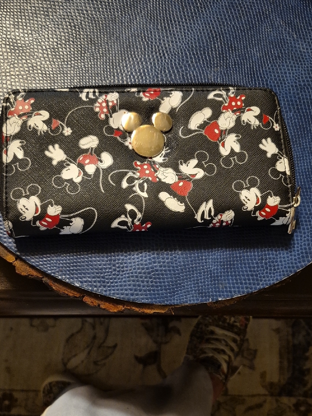 Mickey Mouse From Disney World Black Full Wallet Zip  with Silver Mickey Accent.